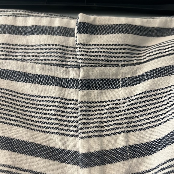 Khaki by Gap striped shorts 16 plus size flat front shorts blue & white nautical - Picture 3 of 7